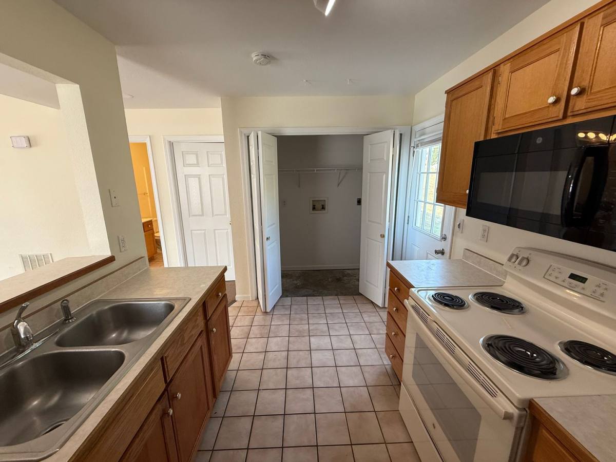 House for rent at 1326 N Frideriki Dr, Columbia, MO 65202