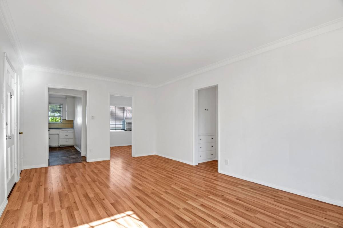 Apartment for rent at 651 Midvale Ave, Los Angeles, CA 90024