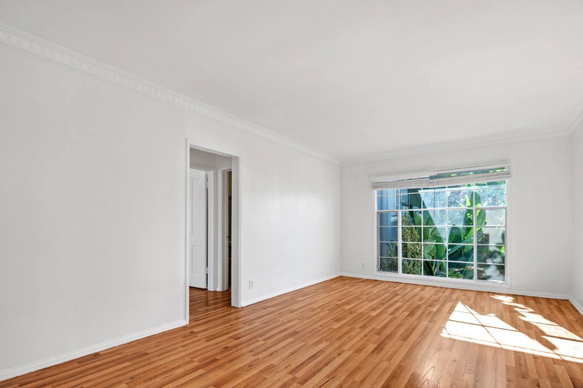 Apartment for rent at 651 Midvale Ave, Los Angeles, CA 90024