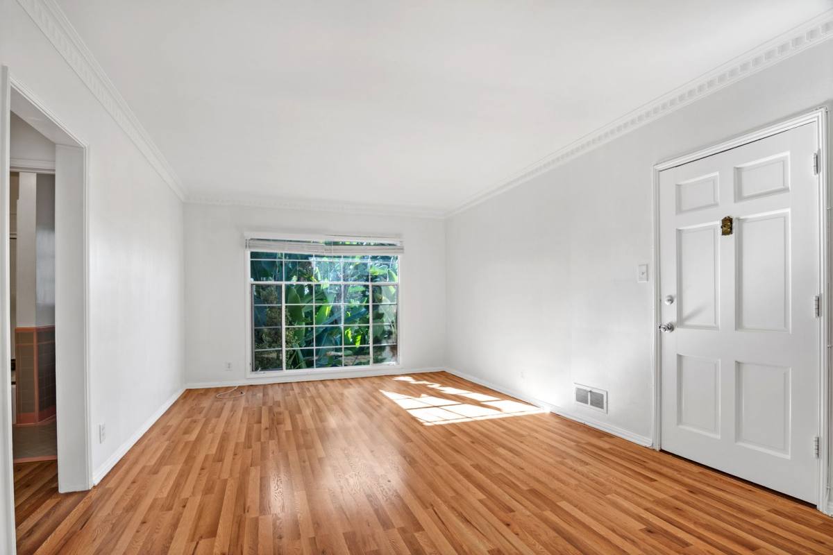 Apartment for rent at 651 Midvale Ave, Los Angeles, CA 90024