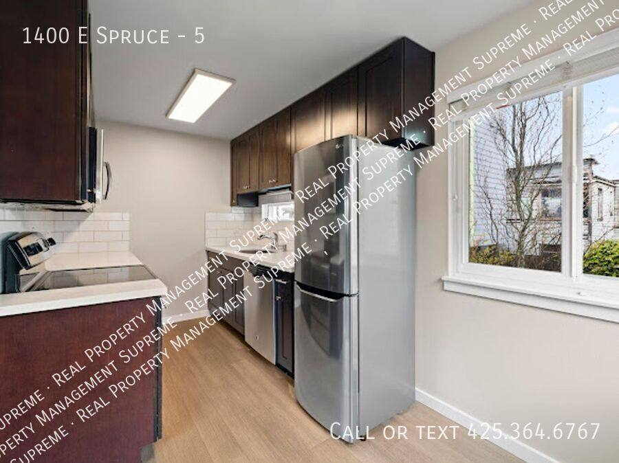 Apartment for rent at 1400 E Spruce #5, Seattle, WA 98122
