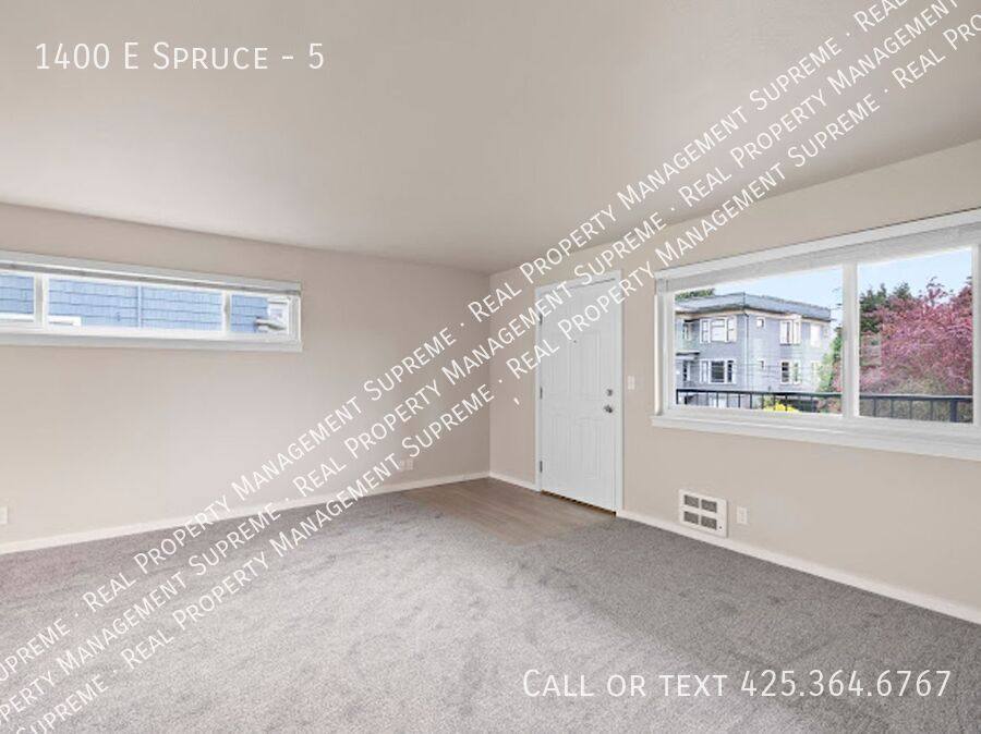 Apartment for rent at 1400 E Spruce #5, Seattle, WA 98122