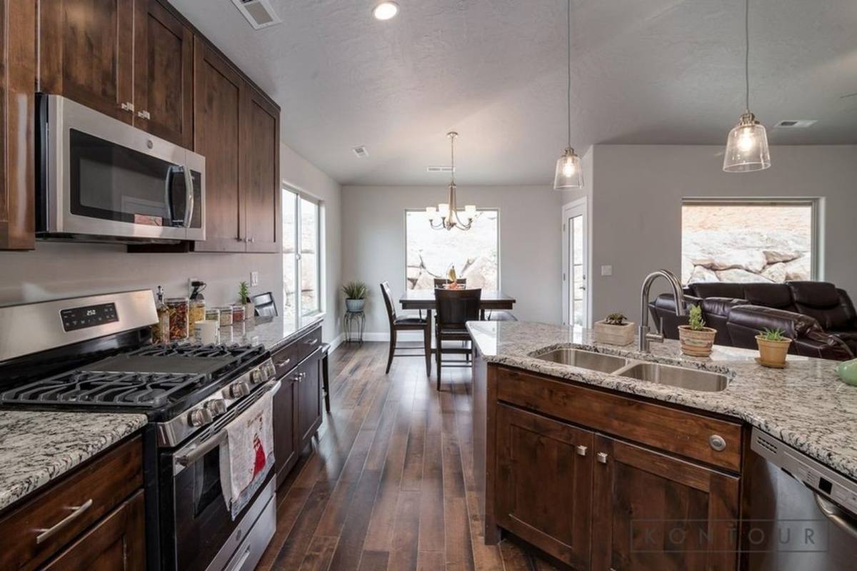 House for rent at 2261 S Tonaquint Dr, Saint George, UT 84770