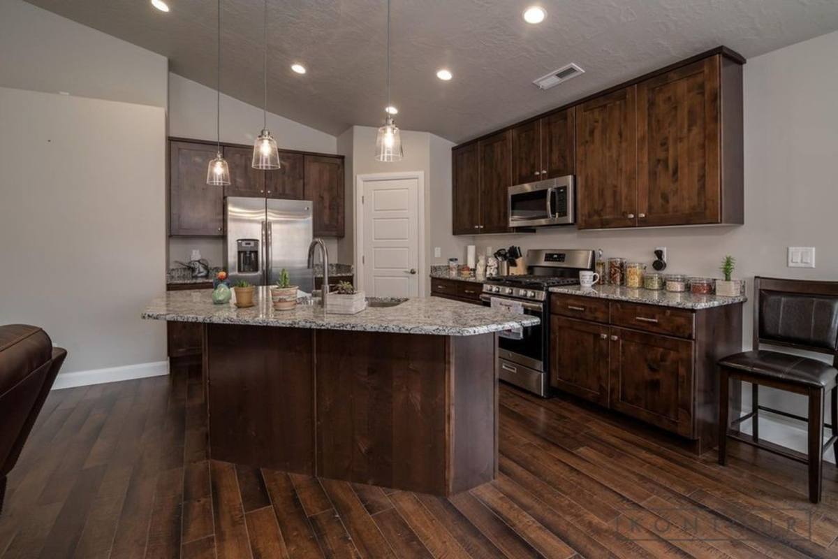 House for rent at 2261 S Tonaquint Dr, Saint George, UT 84770