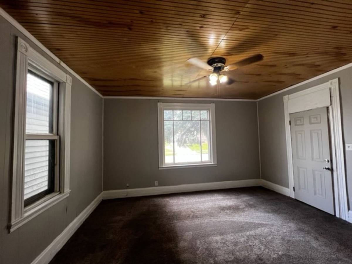 House for rent at 1100 5th St SW, Canton, OH 44707