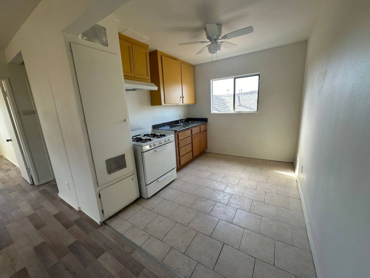Apartment for rent at 1533 E 51st St, Los Angeles, CA 90011