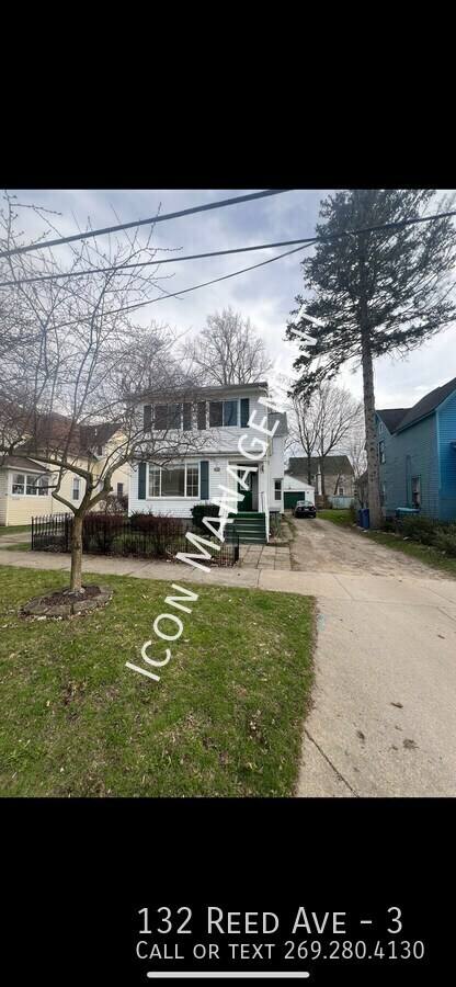 Apartment for rent at 132 Reed Ave #3, Kalamazoo, MI 49001