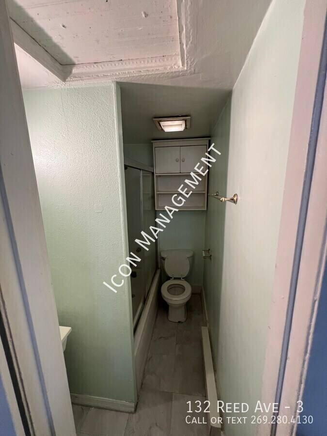 Apartment for rent at 132 Reed Ave #3, Kalamazoo, MI 49001