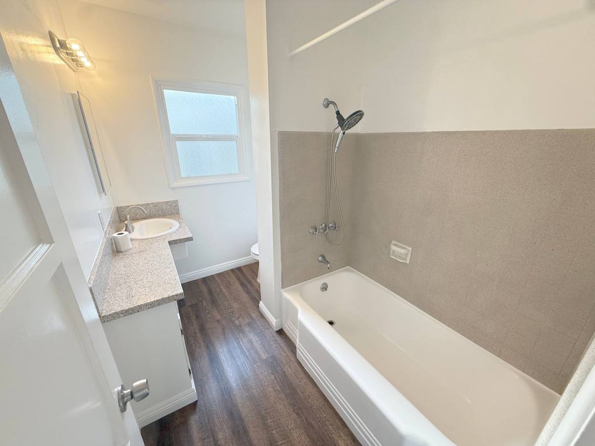 Apartment for rent at 4123-4125 Ocean View Blvd, Montrose, CA 91020