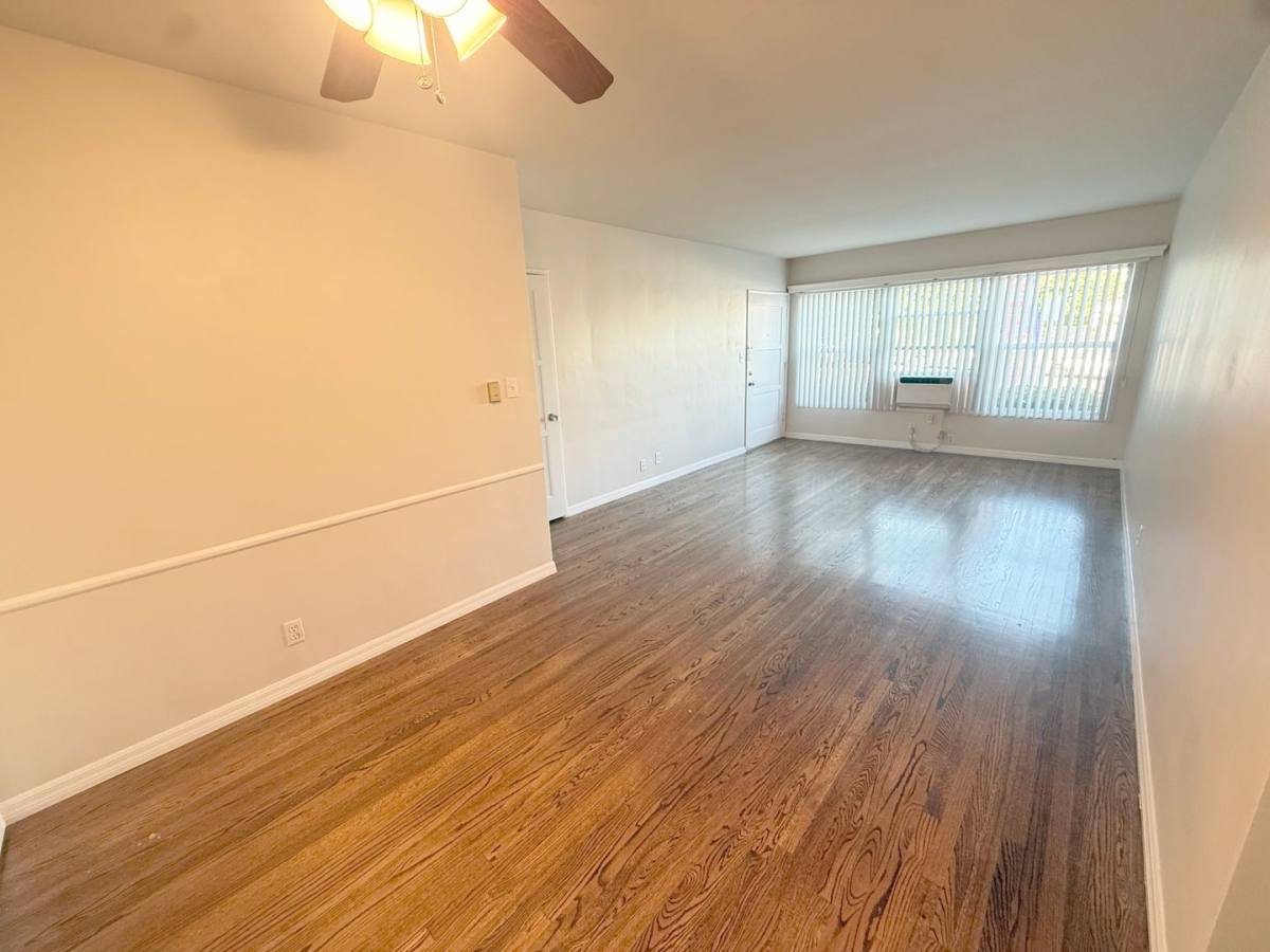 Apartment for rent at 4123-4125 Ocean View Blvd, Montrose, CA 91020