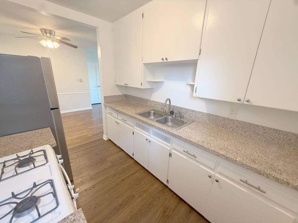 Apartment for rent at 4123-4125 Ocean View Blvd, Montrose, CA 91020