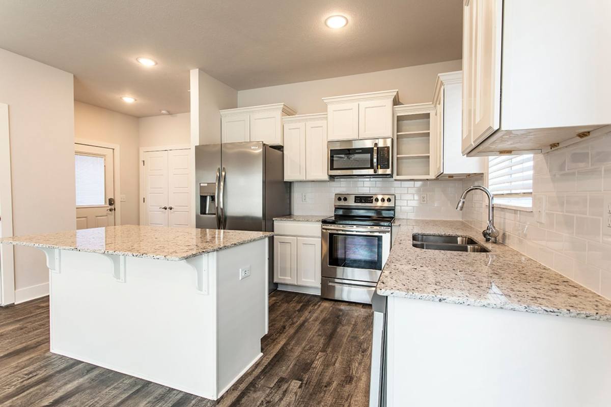 Apartment for rent at 540 S Kickapoo, Springfield, MO 65802