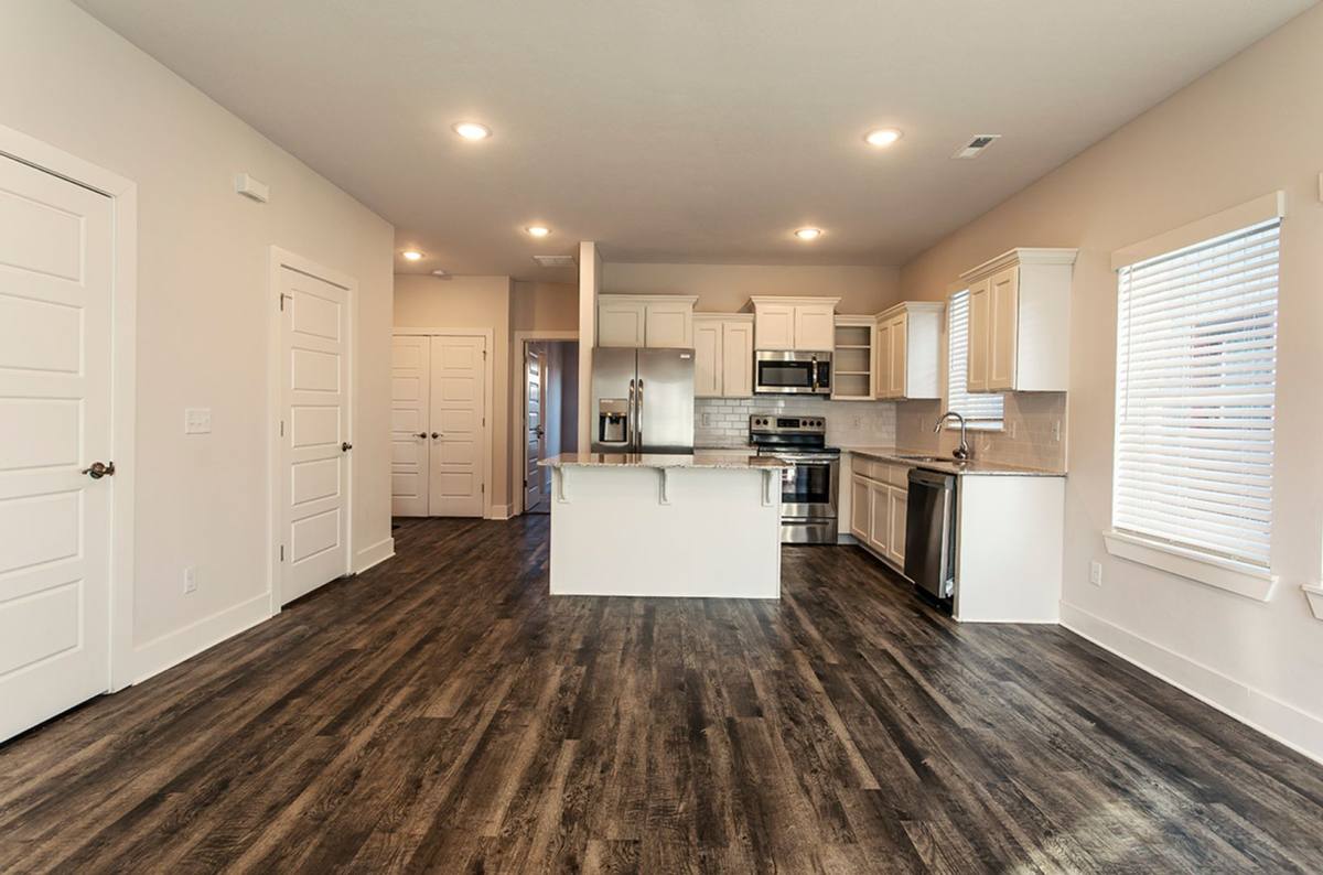 Apartment for rent at 540 S Kickapoo, Springfield, MO 65802