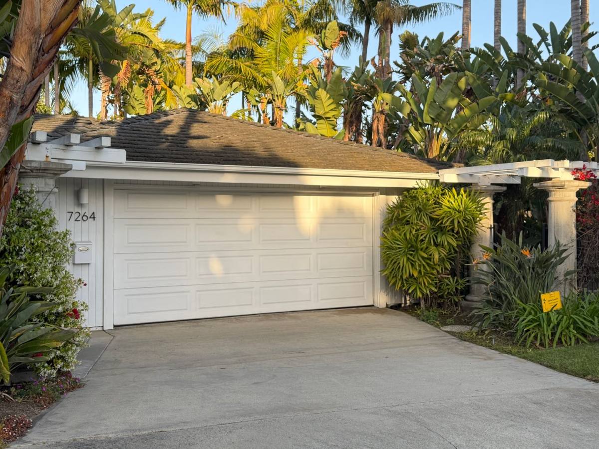House for rent at 7264 Estrella De Mar Rd, Carlsbad, CA 92009
