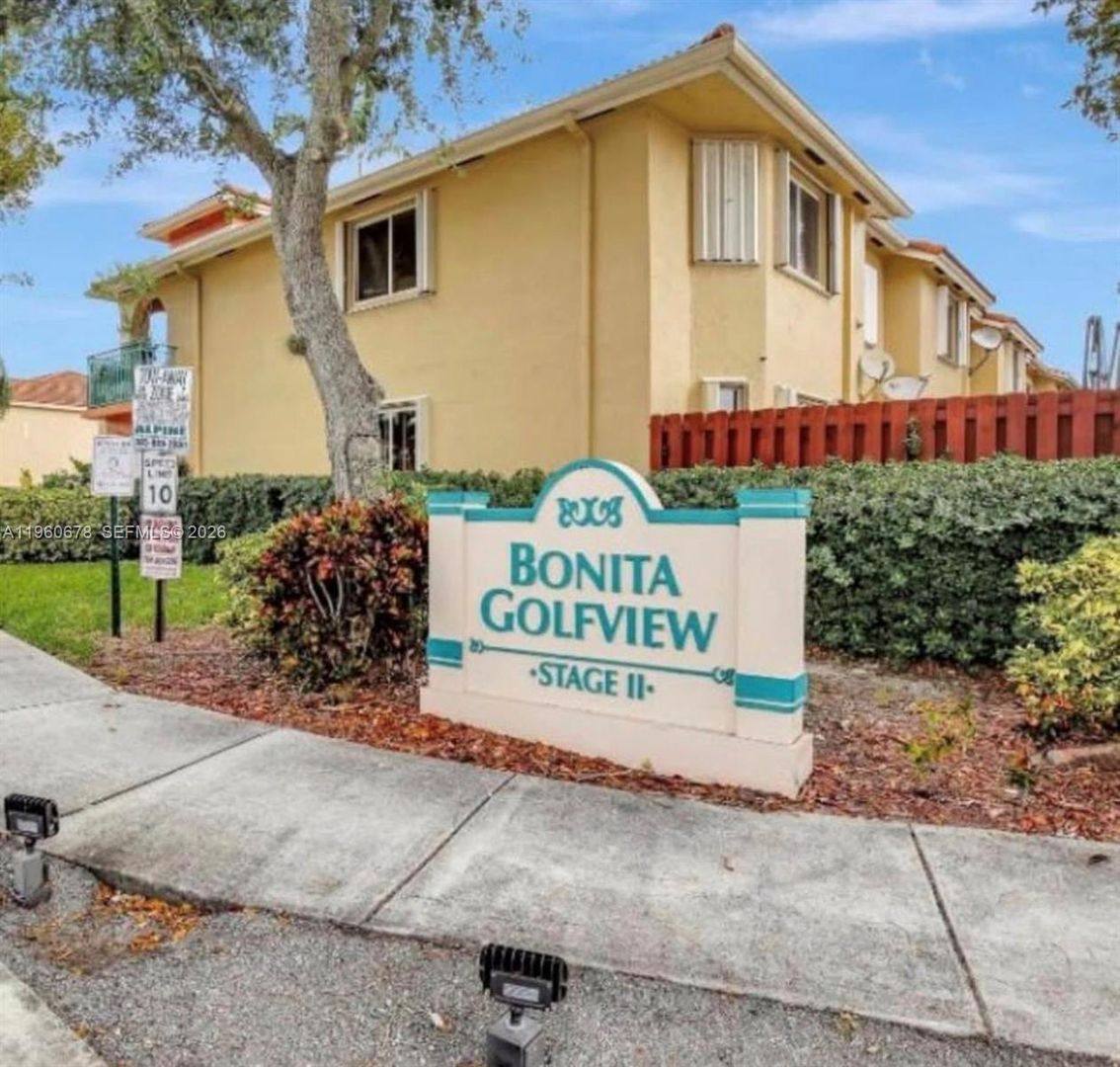 Apartment for rent at 7045 NW 173rd Dr, Hialeah, FL 33015