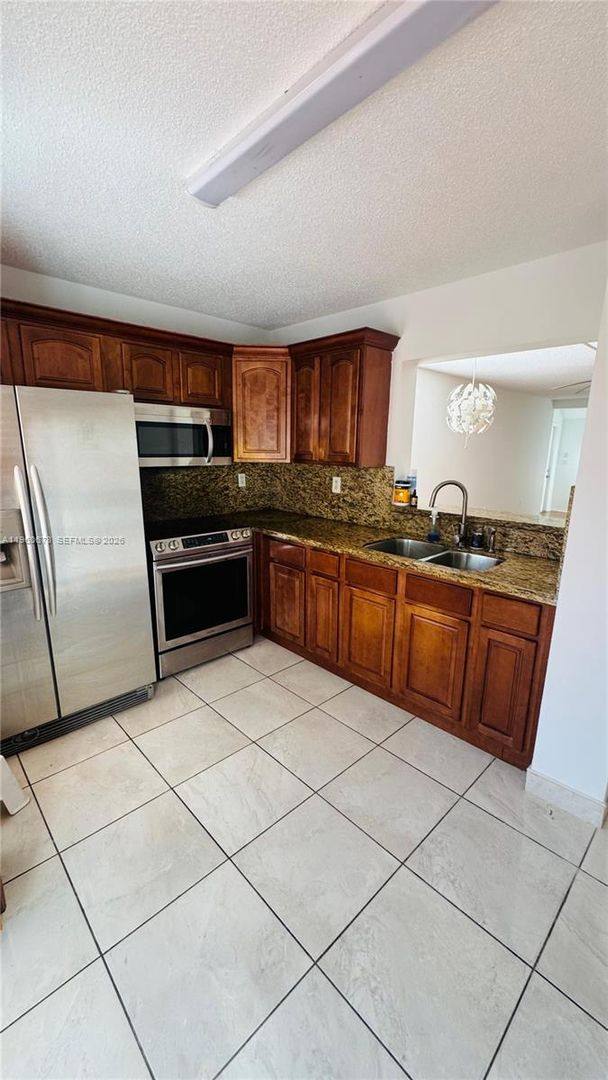 Apartment for rent at 7045 NW 173rd Dr, Hialeah, FL 33015