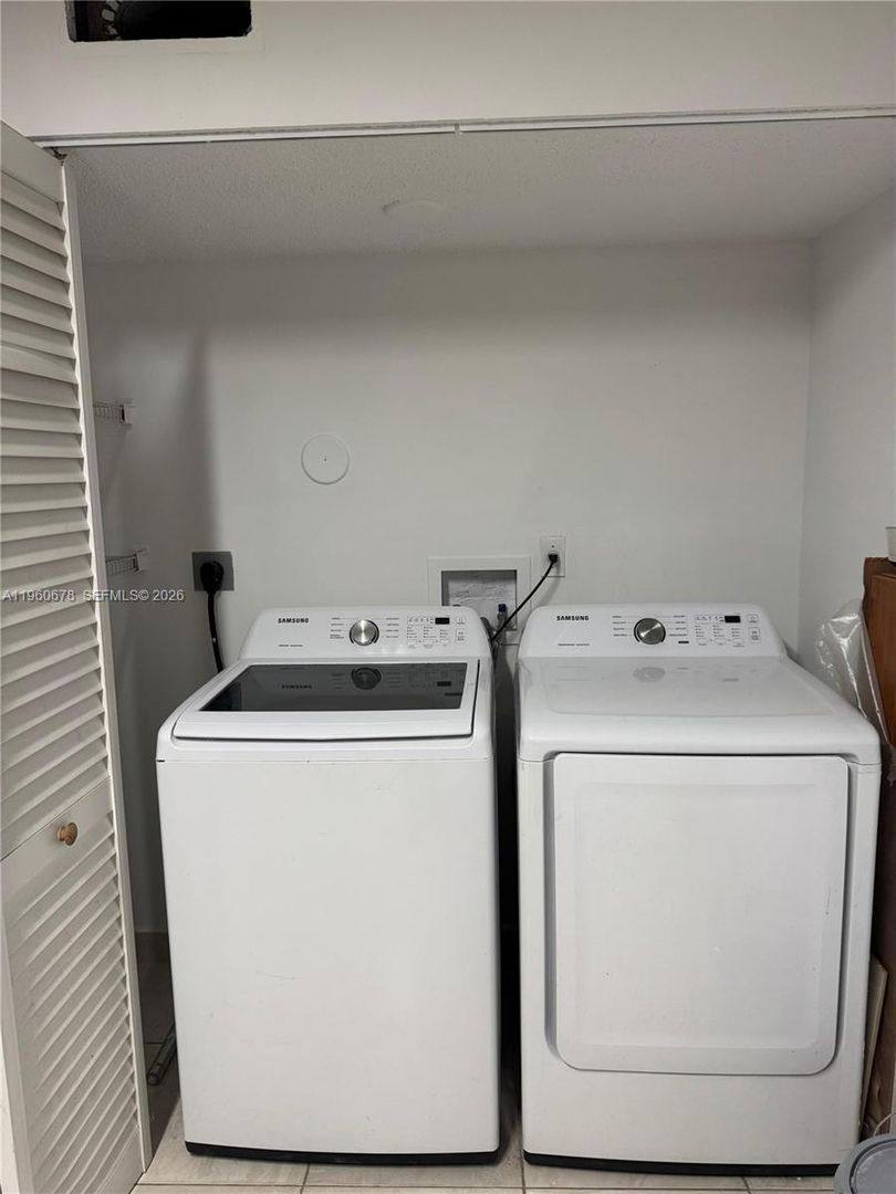 Apartment for rent at 7045 NW 173rd Dr, Hialeah, FL 33015