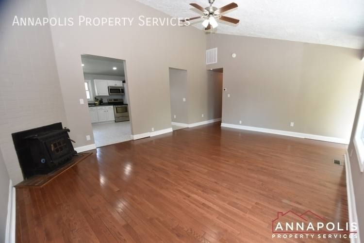 Apartment for rent at 1195A Bayview Vista, Annapolis, MD 21409