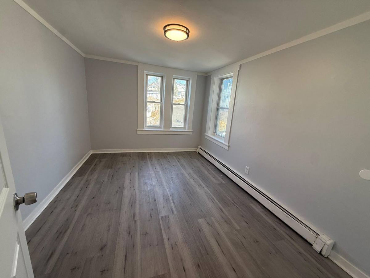 Apartment for rent at 573 Main St, Southbridge, MA 01550