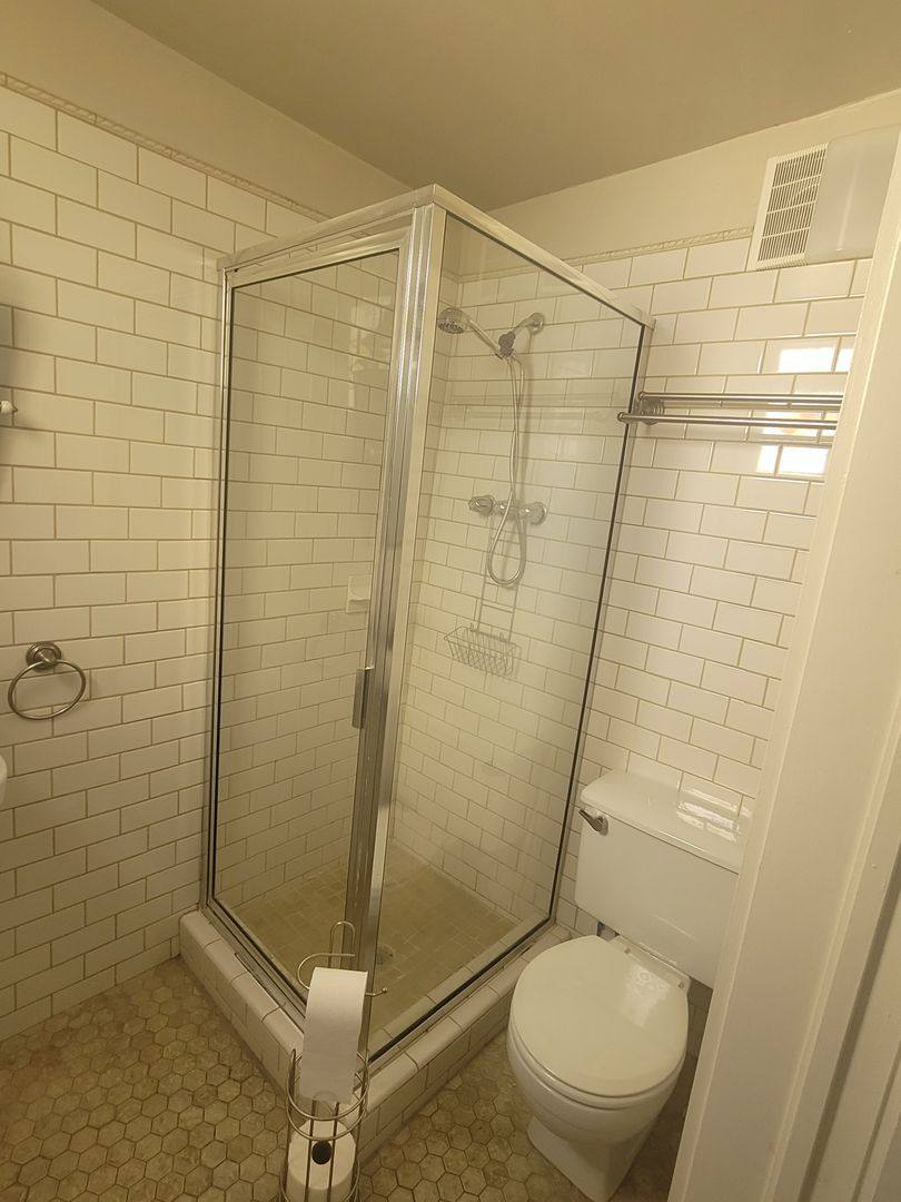 House for rent at 1006 Sealy St, Galveston, TX 77550