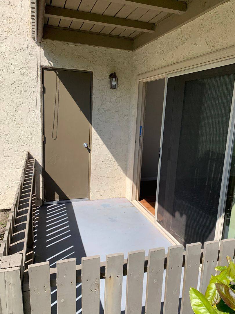 House for rent at 432 Edgehill Lane, Oceanside, CA 92054