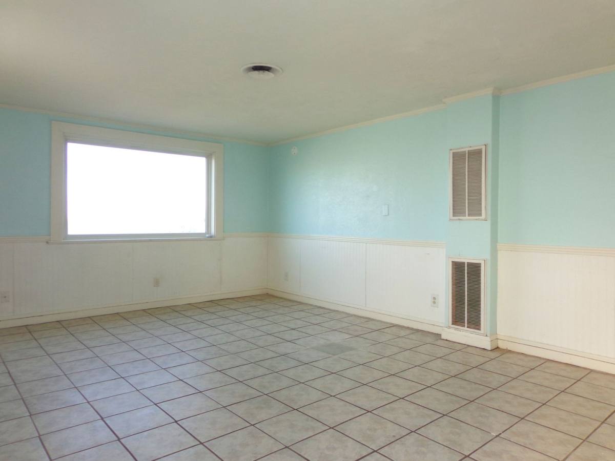 Apartment for rent at 2020 E Ocean View Ave, Norfolk, VA 23503