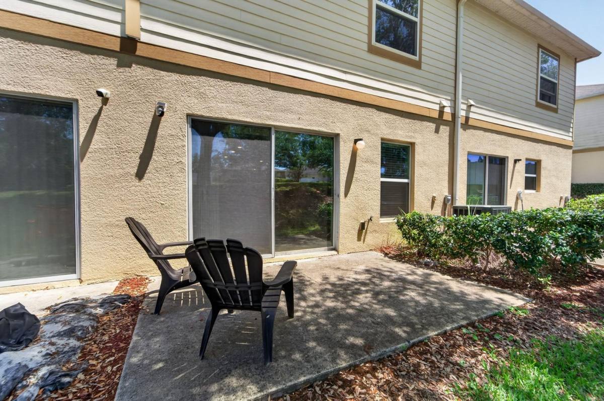 Townhouse for rent at 3842 Hampstead Lane, Lakeland, FL 33810