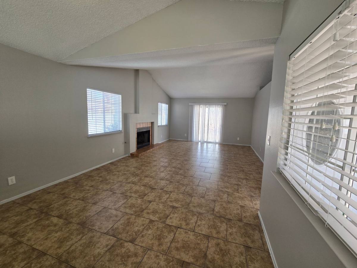 House for rent at 2252 Welsey Manor Dr, Las Vegas, NV 89156
