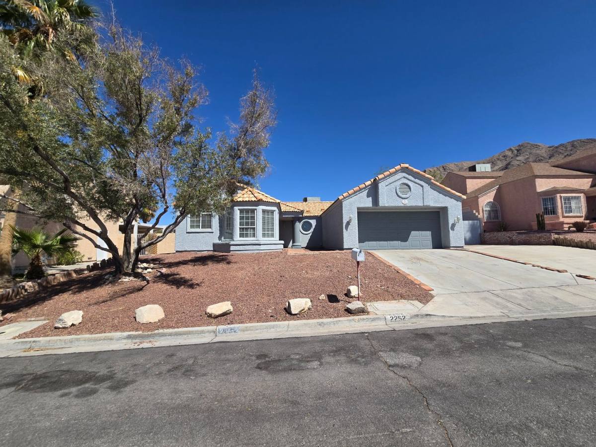 House for rent at 2252 Welsey Manor Dr, Las Vegas, NV 89156