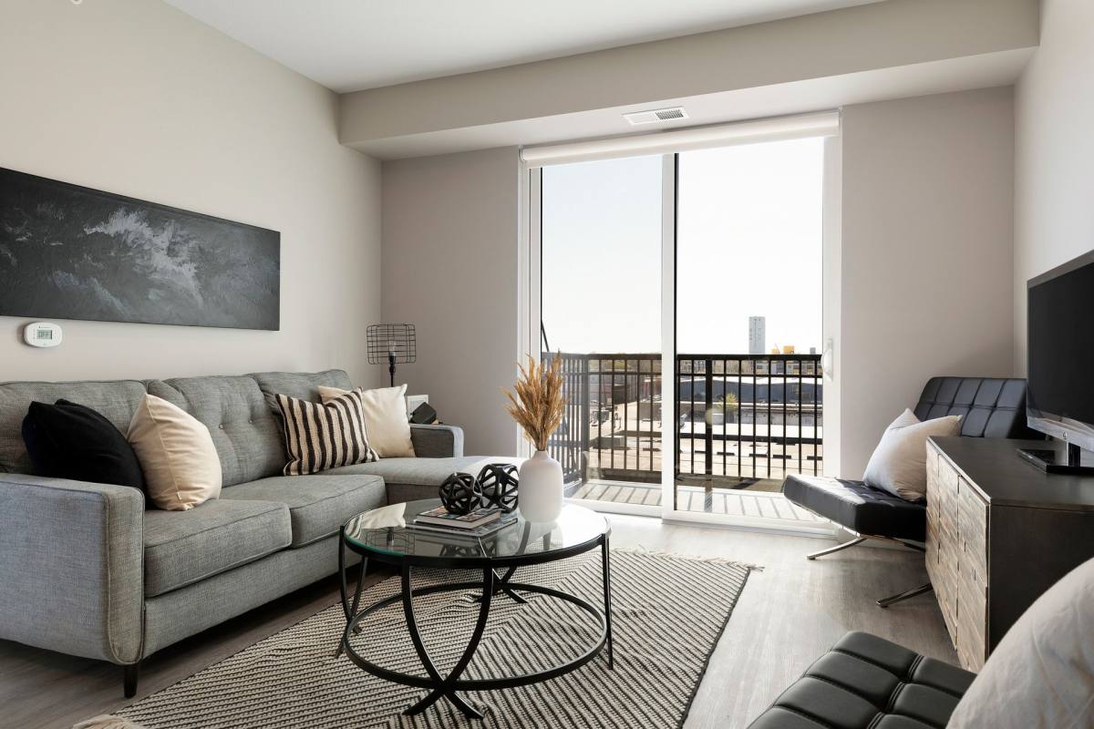 Apartment for rent at 821 6th Ave SE, Minneapolis, MN 55414