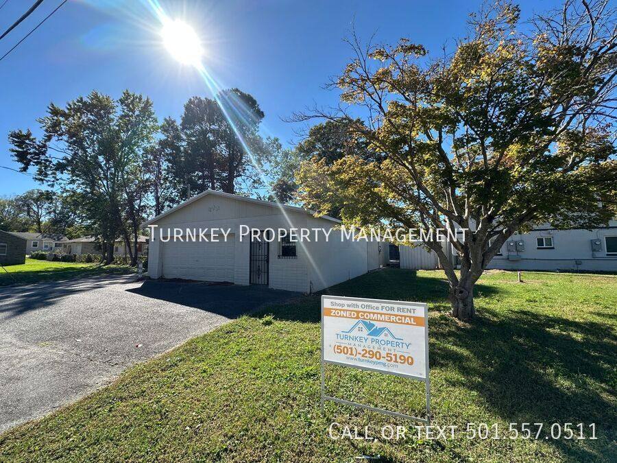 House for rent at 900 W 25th St, North Little Rock, AR 72114