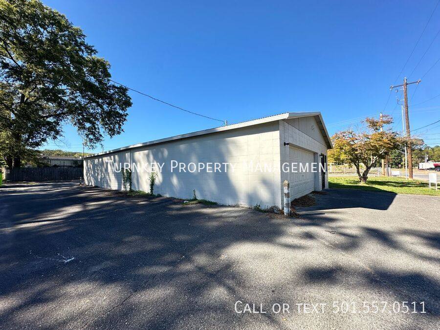 House for rent at 900 W 25th St, North Little Rock, AR 72114