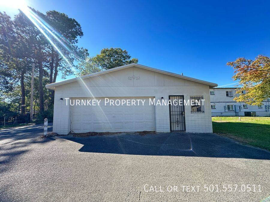 House for rent at 900 W 25th St, North Little Rock, AR 72114