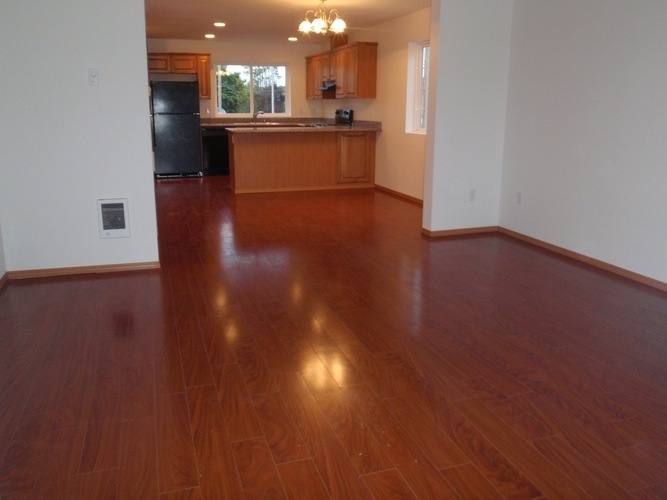 Townhouse for rent at 2317-2337 I St NE, Auburn, WA 98002