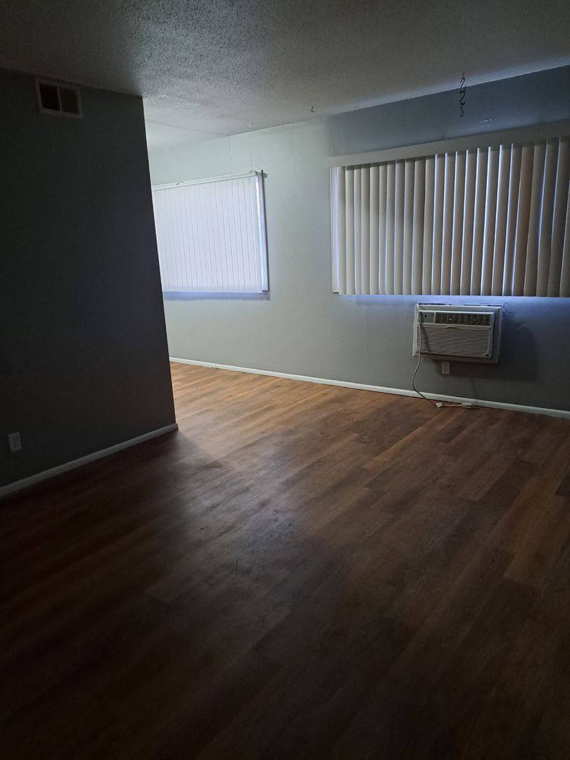 Apartment for rent at 5950 E River Rd, Minneapolis, MN 55432
