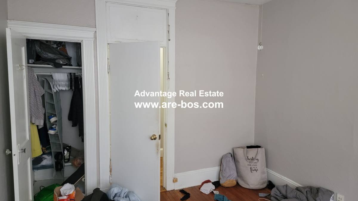 Apartment for rent at 1056 Commonwealth Ave #32, Boston, MA 02215