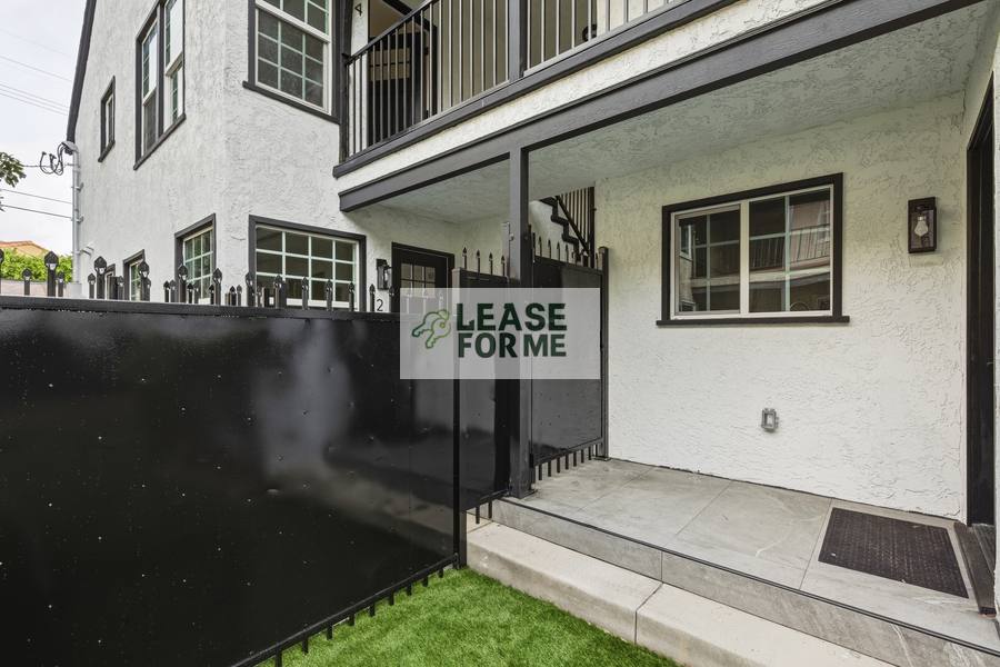 Apartment for rent at 5953 Guthrie Ave #4, Los Angeles, CA 90034