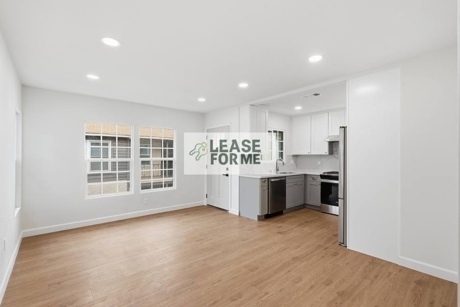 Apartment for rent at 5953 Guthrie Ave #4, Los Angeles, CA 90034