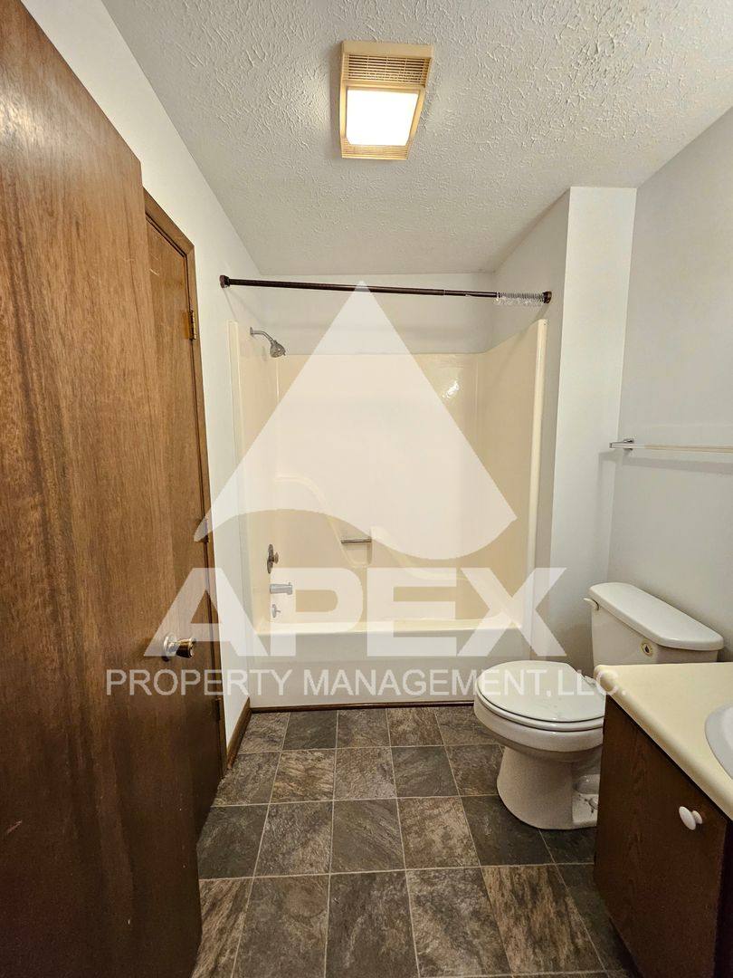 Apartment for rent at 5615 Jacksboro Pike, Knoxville, TN 37918
