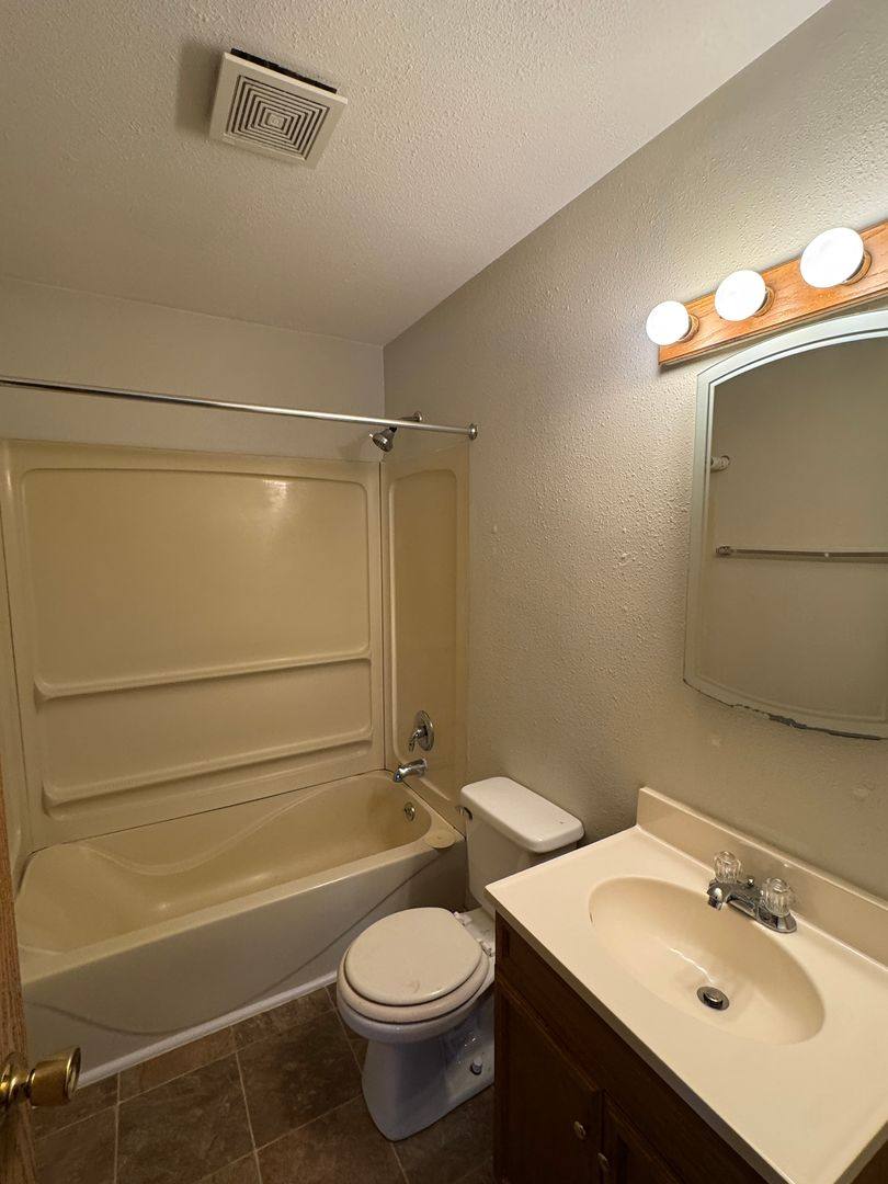 Apartment for rent at 2207 12th St S, Grand Forks, ND 58201