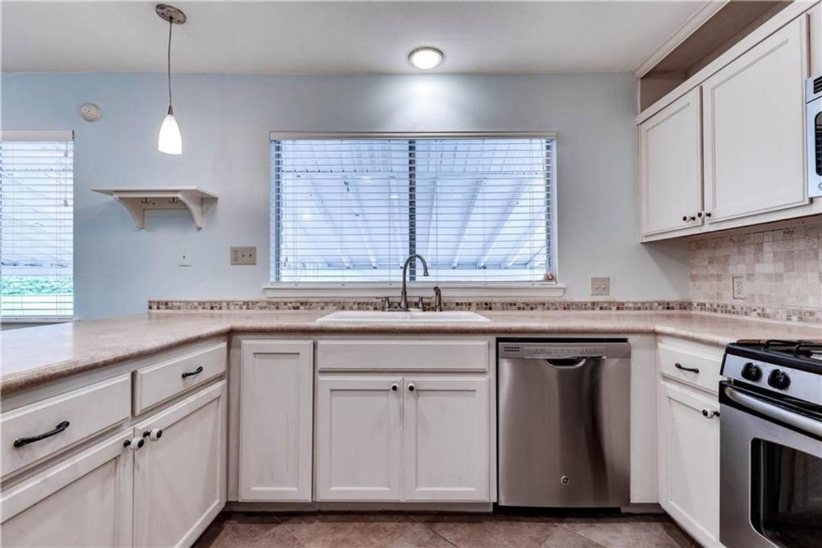 House for rent at 12314 Wipple Tree Cove, Austin, TX 78750