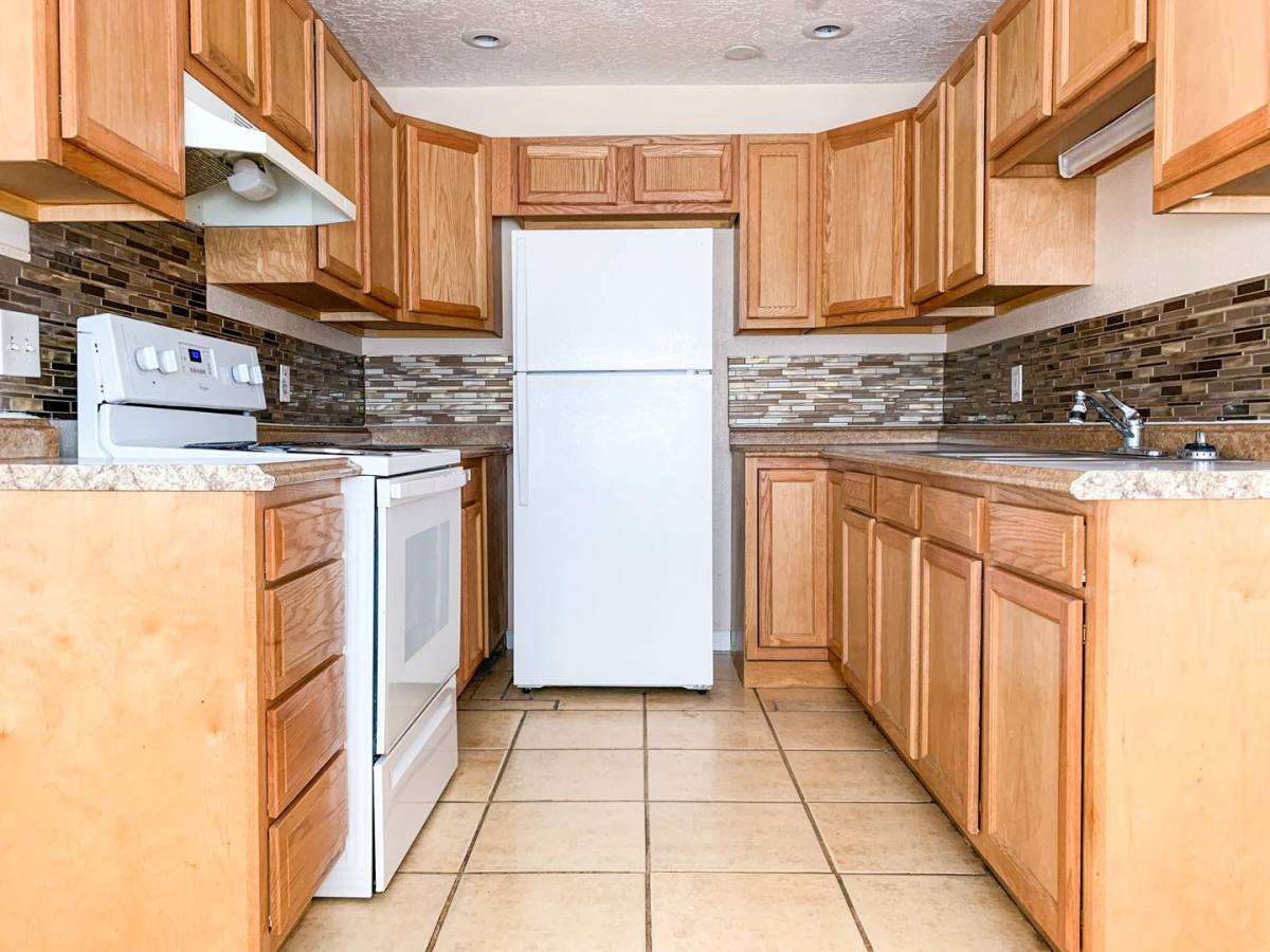 Apartment for rent at 900 Valencia Dr SE, Albuquerque, NM 87108