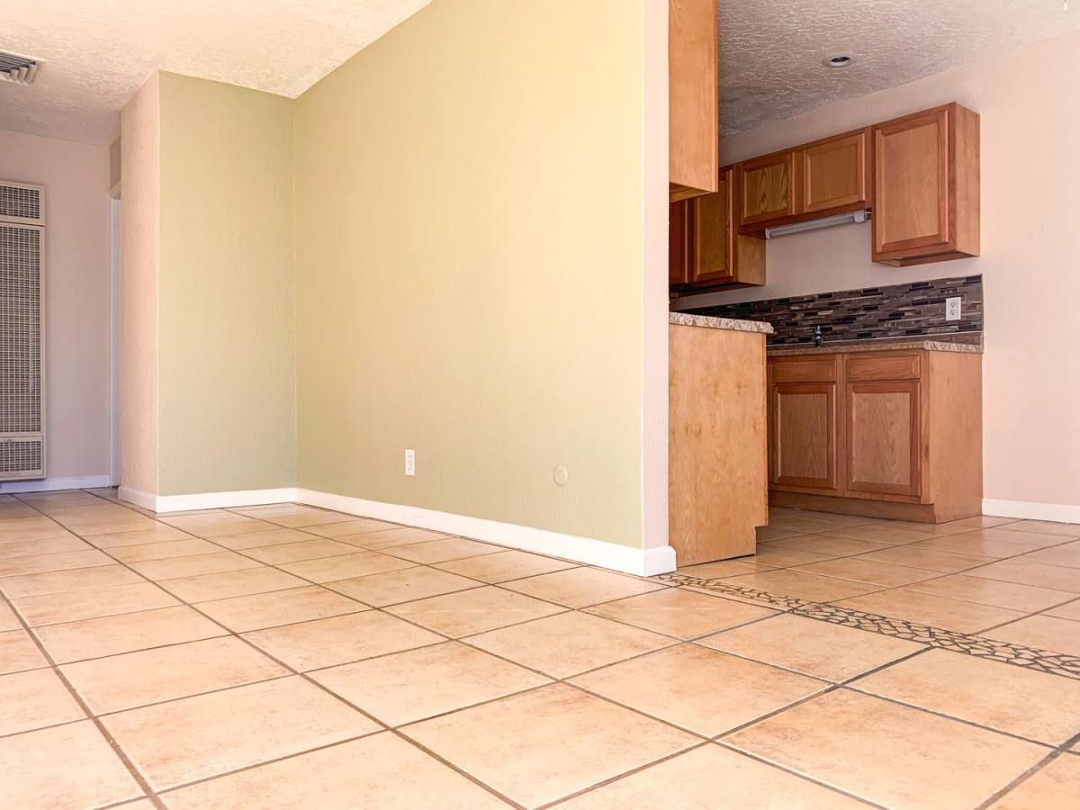 Apartment for rent at 900 Valencia Dr SE, Albuquerque, NM 87108
