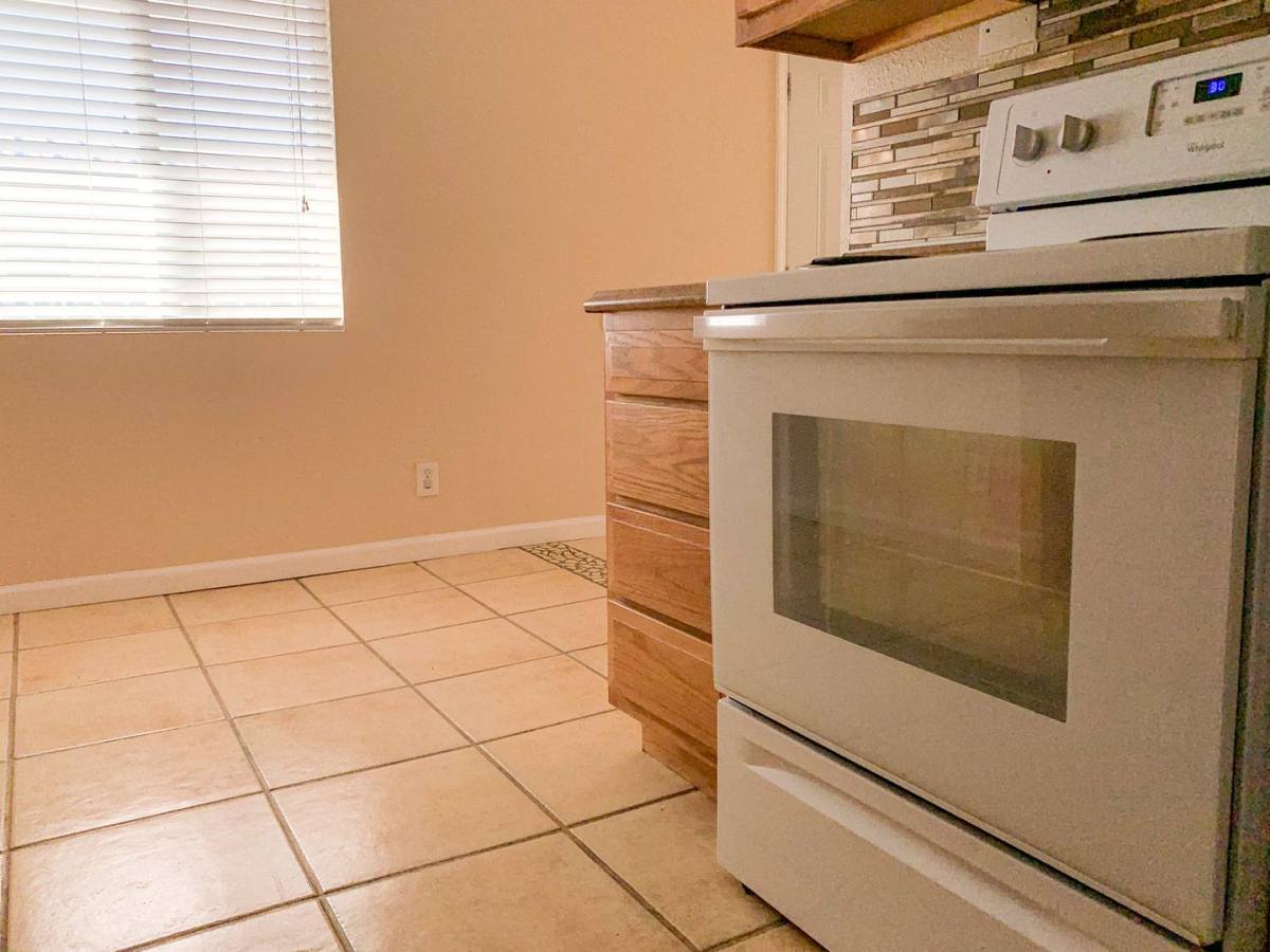 Apartment for rent at 900 Valencia Dr SE, Albuquerque, NM 87108