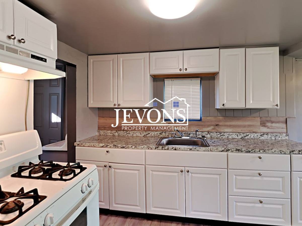 Apartment for rent at 1017 1 2 E Spruce St, Yakima, WA 98901