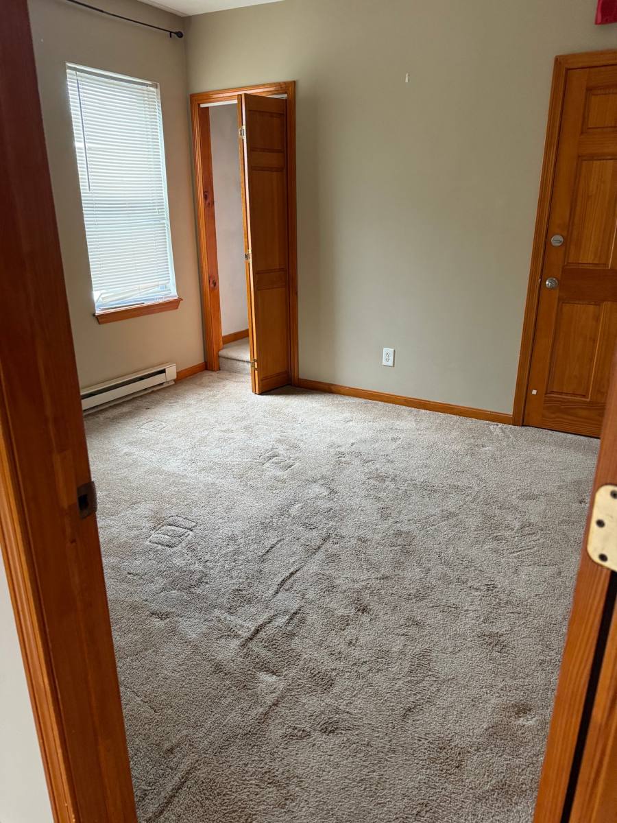 Apartment for rent at 22 Lawrence St #2R, Pawtucket, RI 02860
