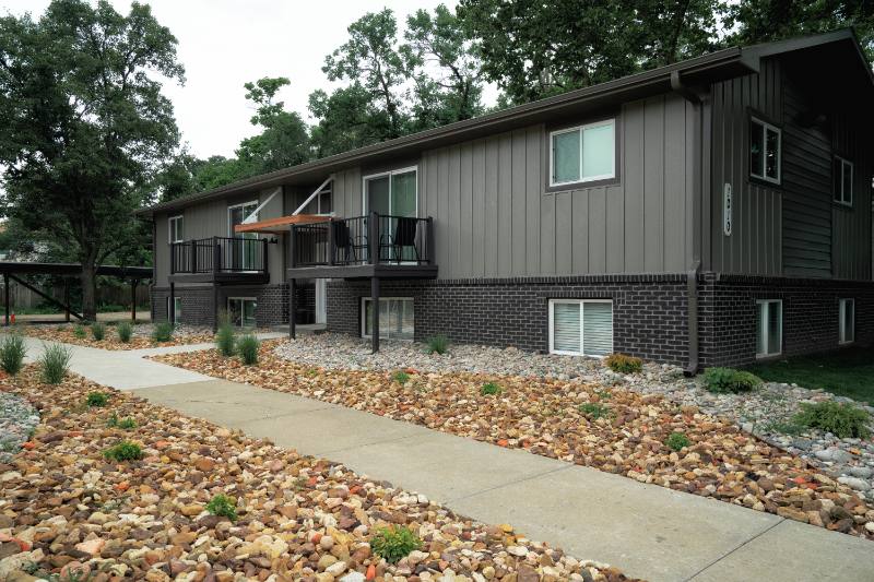 Apartment for rent at 1015 Johnstown Ave, Salina, KS 67401