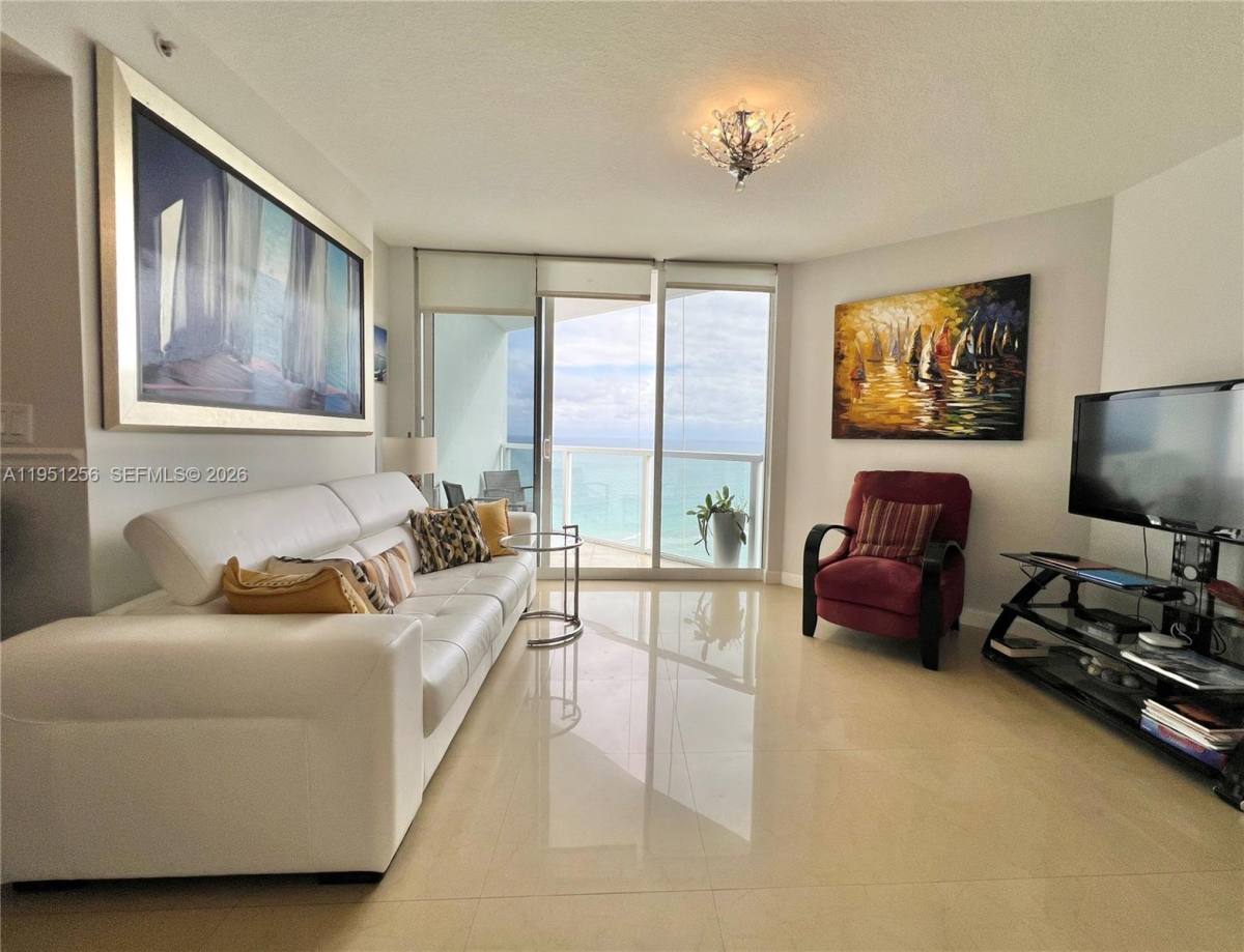 Apartment for rent at 16699 Collins Ave #2109, North Miami Beach, FL 33160