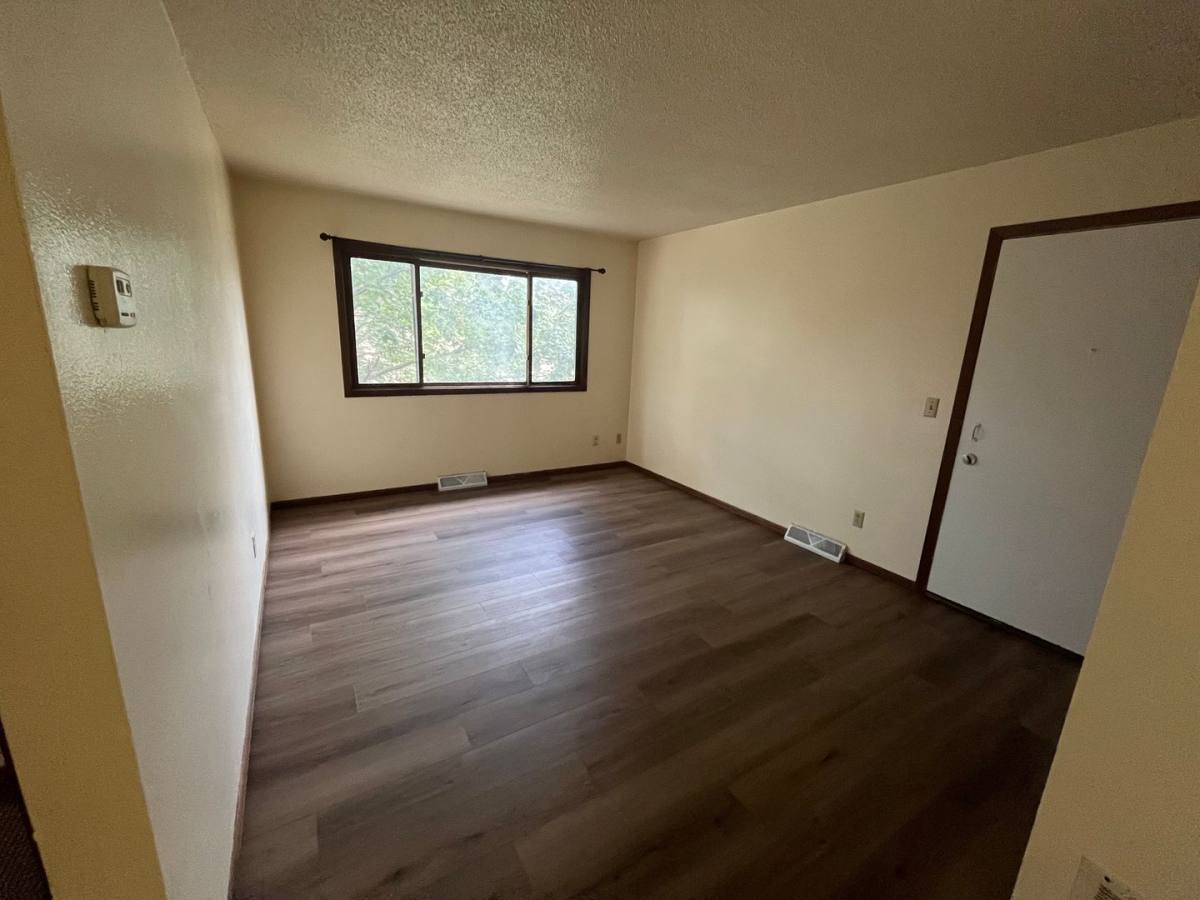 Apartment for rent at 811 S Dousman St #3, Prairie Du Chien, WI 53821