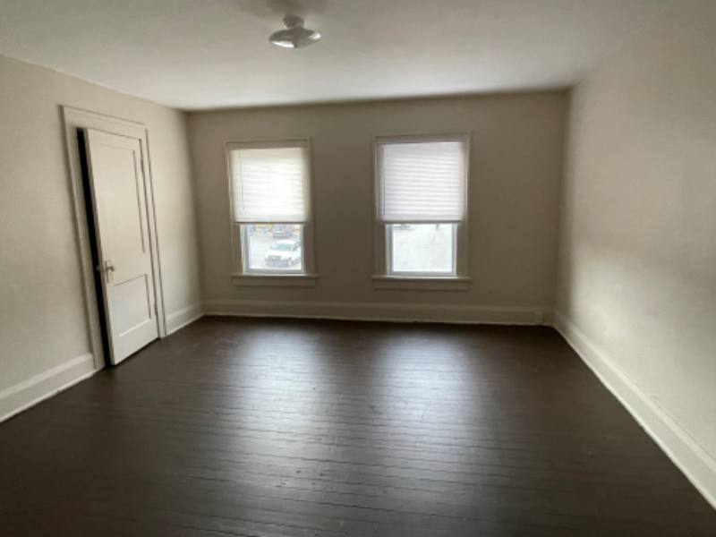 Apartment for rent at 334 Robbins Ave #334, Niles, OH 44446